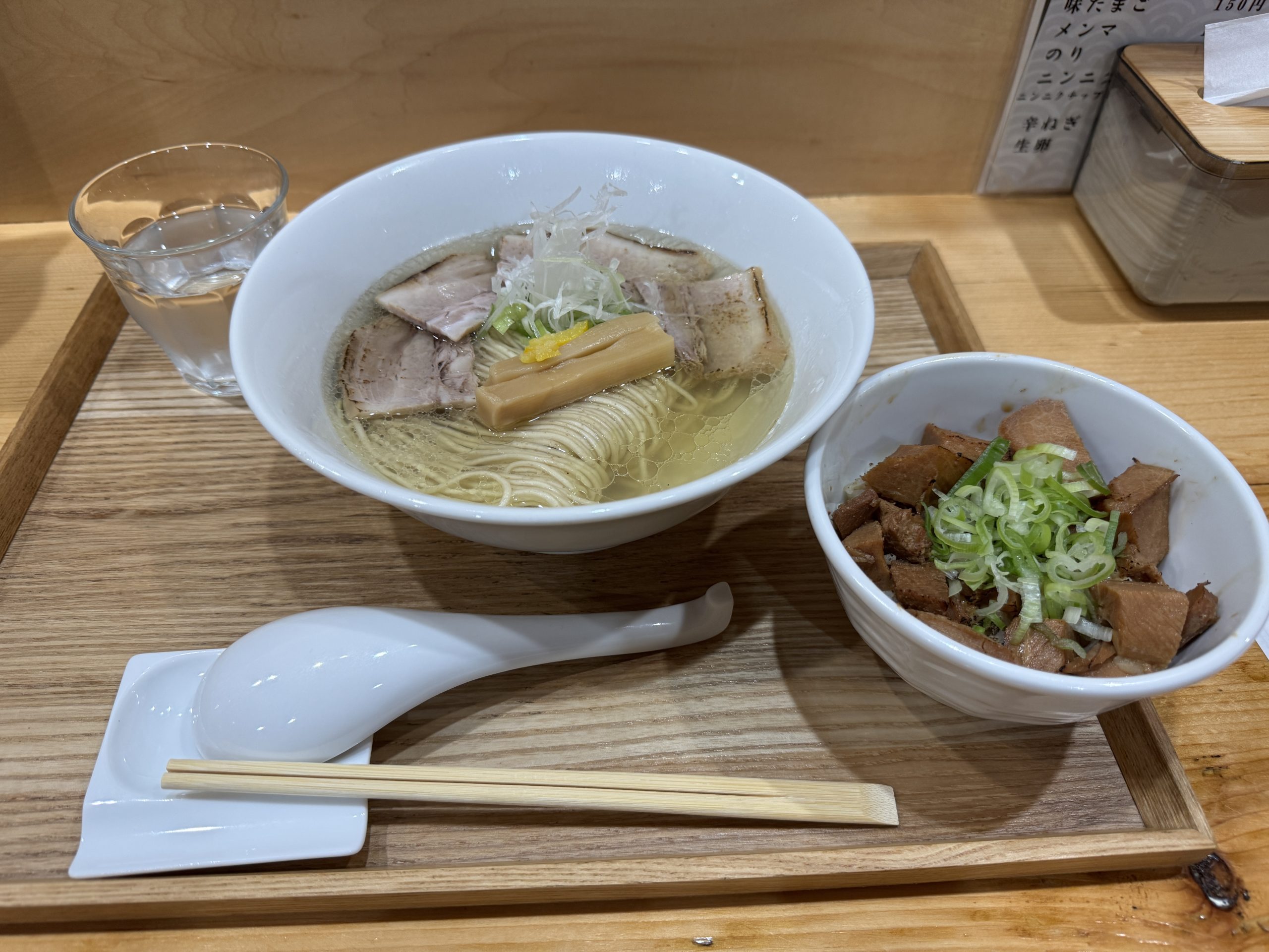 アリバチ科の一種